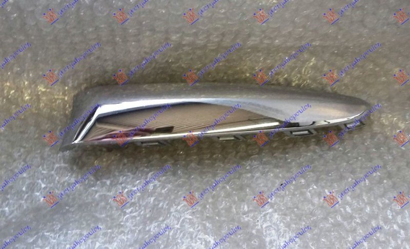 FR. BUMPER GRILLE MOULDING UPPER CHROME