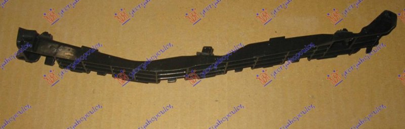 RR. BUMPER SIDE BRACKET PLASTIC UPPER