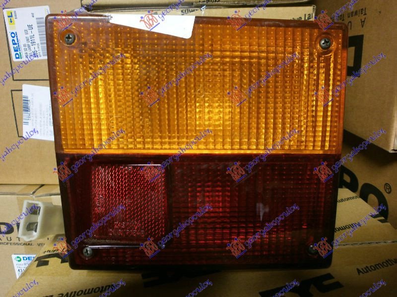 TAIL LAMP OUTER (O)
