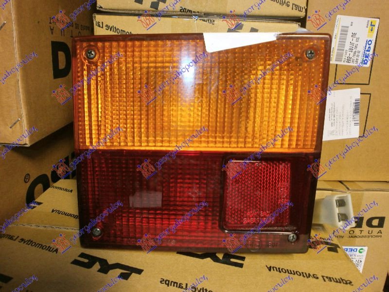 TAIL LAMP OUTER (O)